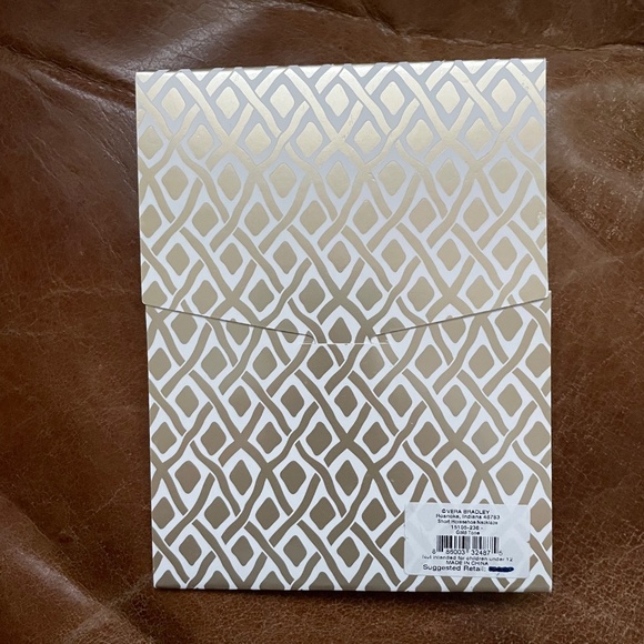 NWT Vera Bradley Lucky Horseshoe Crystal Detail Charm Necklace - Picture 3 of 5